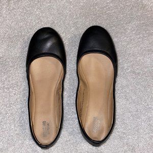Mossimo Flats